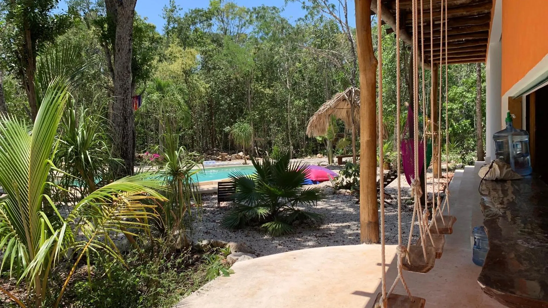 プレヤデルカーメンThe Jungle House, Sacbeアパートメント プレヤデルカーメン